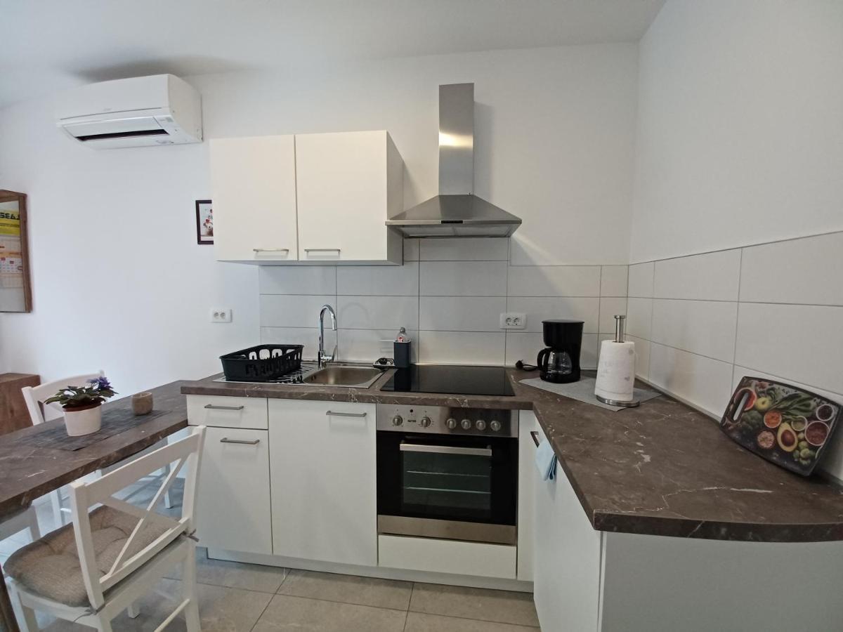 Apartments Leon 1 Novigrad Istria المظهر الخارجي الصورة