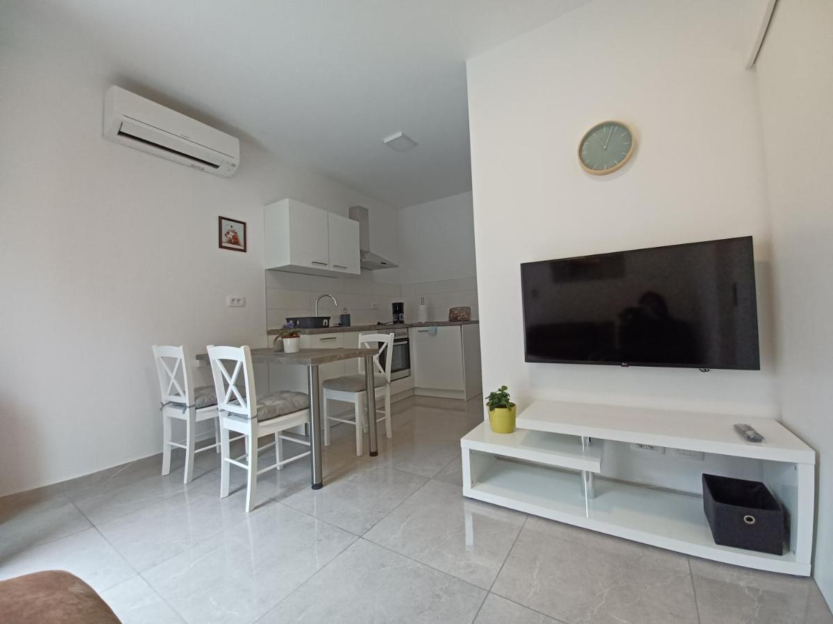 Apartments Leon 1 Novigrad Istria المظهر الخارجي الصورة
