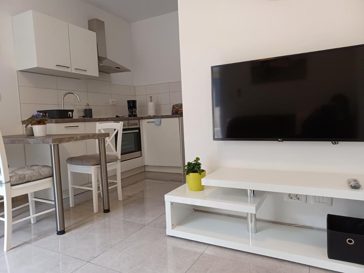 Apartments Leon 1 Novigrad Istria المظهر الخارجي الصورة