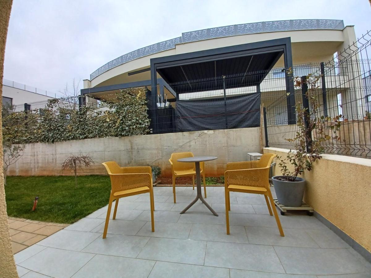 Apartments Leon 1 Novigrad Istria المظهر الخارجي الصورة