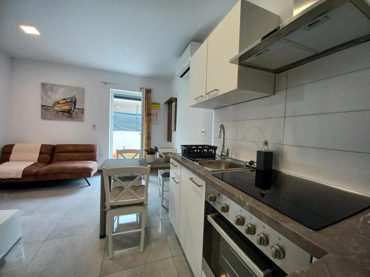 Apartments Leon 1 Novigrad Istria المظهر الخارجي الصورة